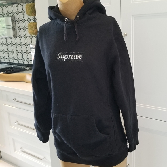 Supreme Tops - Supreme Hoodie Med